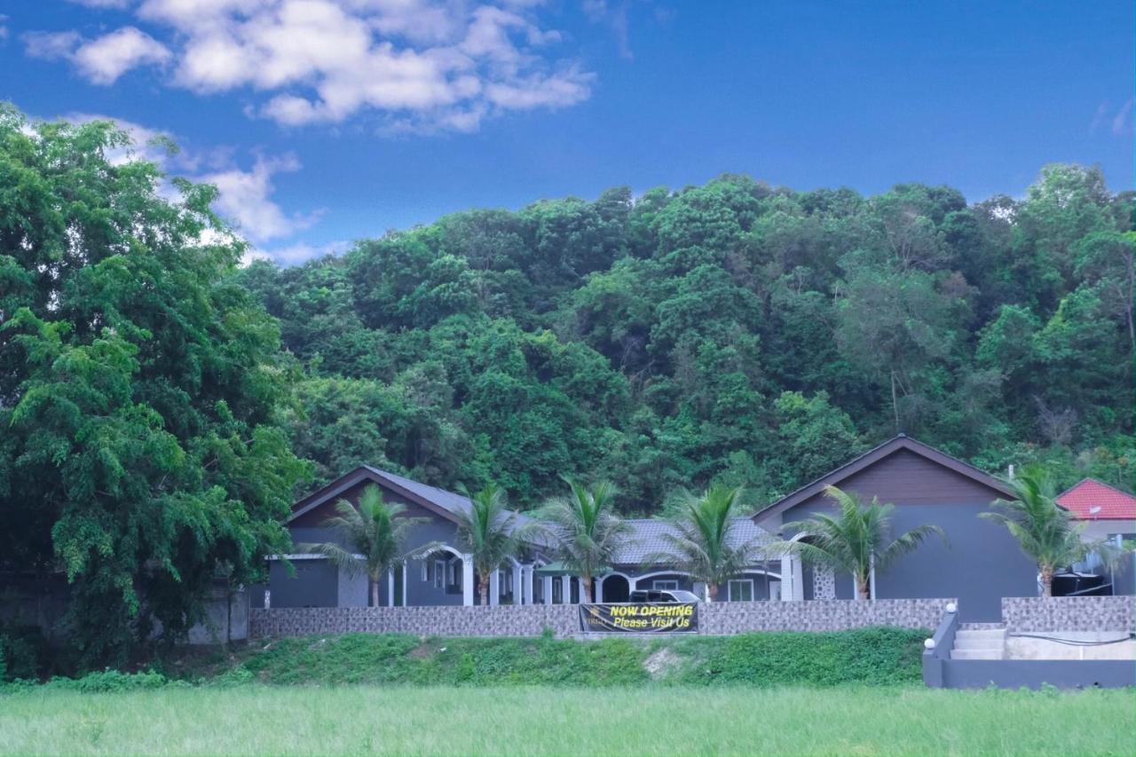 Cenang Rooms With Pool By Virgo Star Resort Pantai Cenang  Zewnętrze zdjęcie