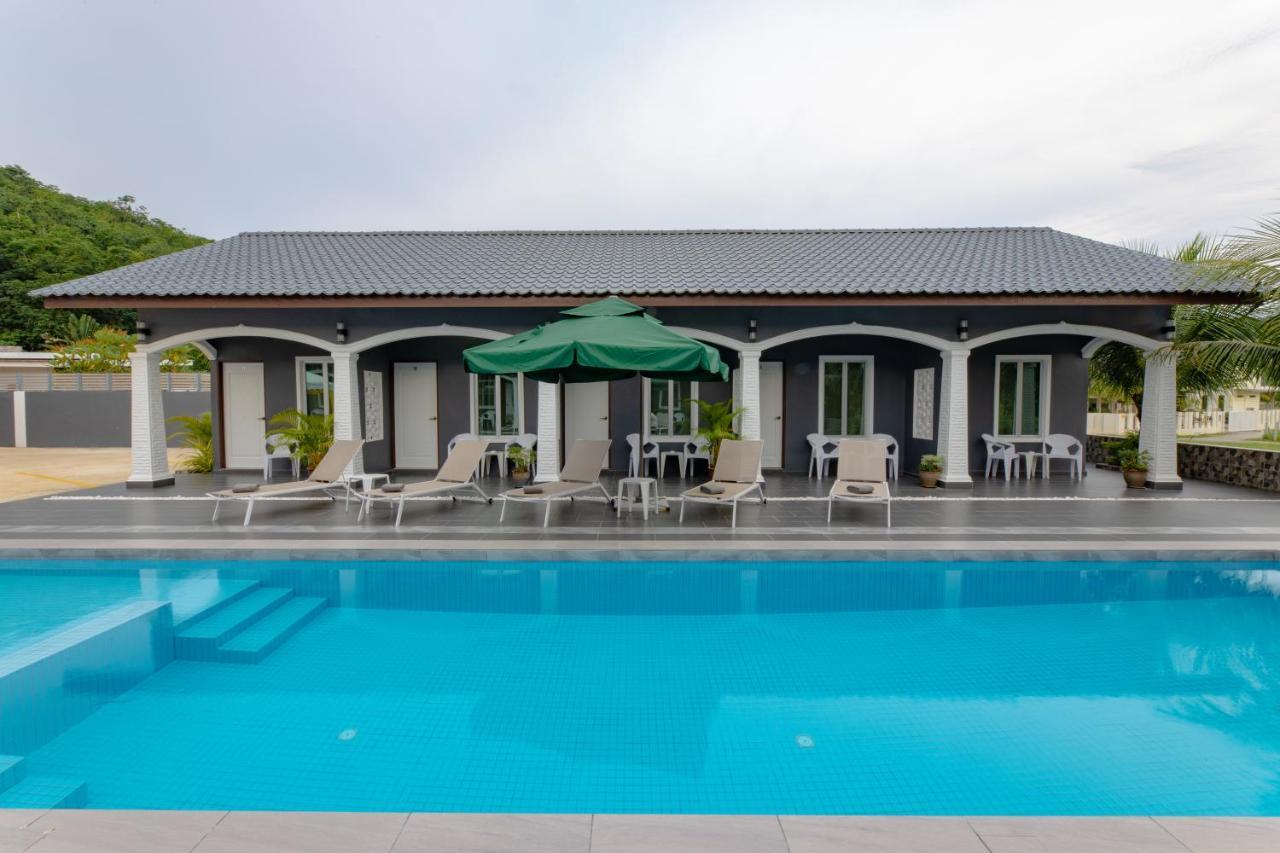 Cenang Rooms With Pool By Virgo Star Resort Pantai Cenang  Zewnętrze zdjęcie